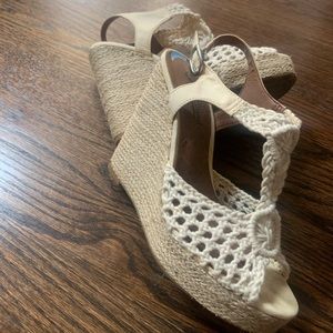 Lucky brand wedges! Crochet and woven tweed